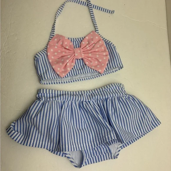 NWT Ruffle Butts Seersucker two piece with bow and skirted bikini size 2t - Picture 1 of 7